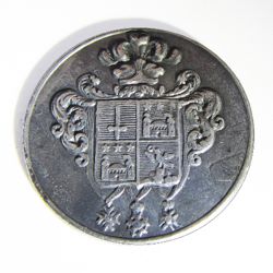 25-5.1.1 Coats of arms only (must have family shield) - achievement shield, three orders of distinction, crest (feathers in a coronet), mantle - white metal - 1 & 1/6" 25-5.1.1 Coats of arms only (must have family shield) - achievement shield, three orders of distinction, crest (feathers in a coronet), mantle - white metal - 1 & 1/6"