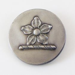 25-5.2.2.3 Plants (corresponds to Sec. 19 - Leaves) - Vert surmounting a torse - silver-plated copper - 1" 25-5.2.2.3 Plants (corresponds to Sec. 19 - Leaves) - Vert surmounting a torse - silver-plated copper - 1"