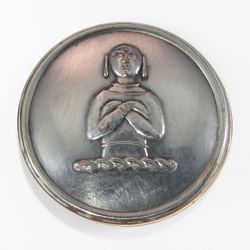 25-5.2.2.4 Other pictorials (corresponds to Sec. 20 - Asian/Oriental) - Asian woman surmounting a torse - silver-plated copper - 1" 25-5.2.2.4 Other pictorials (corresponds to Sec. 20 - Asian/Oriental) - Asian woman surmounting a torse - silver-plated copper - 1"